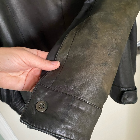 🚩 SOLD- Danier Leather Men’s Jacket- style no. 80416. Size 2xl - Picture 15 of 16